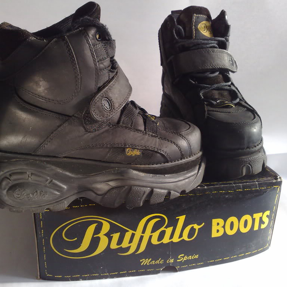 Rosefarve marked Kvadrant Buffalo boots - Saga Blott